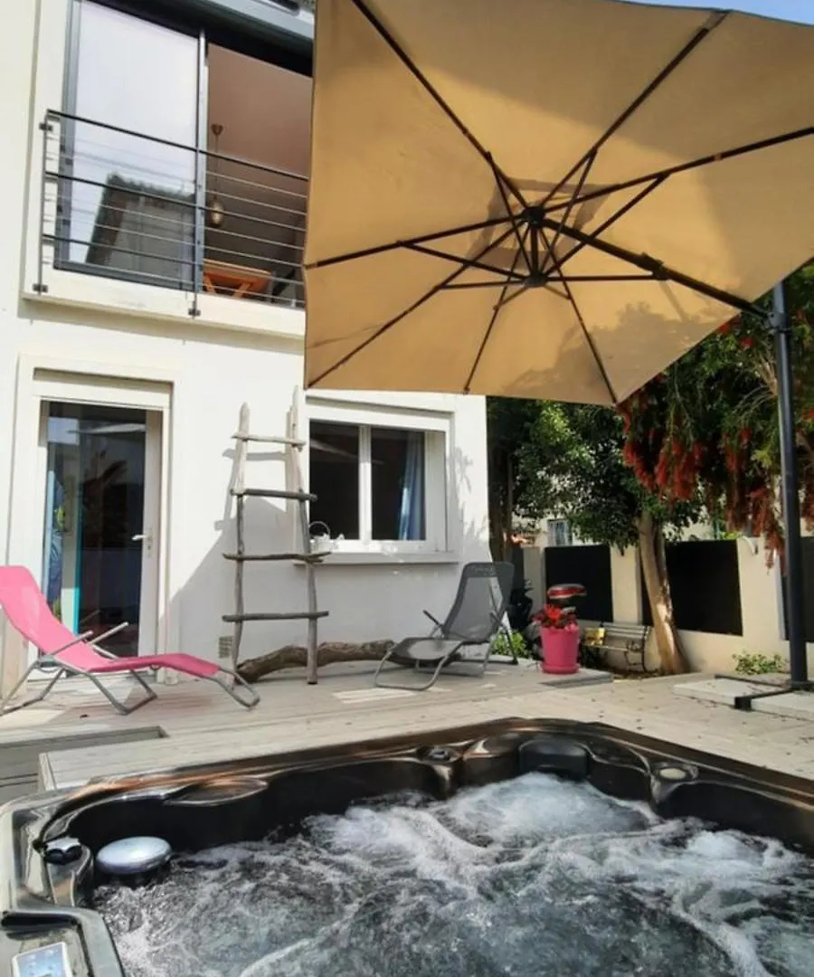 Villa Spa Hyeres 6 Personnes Au Calme